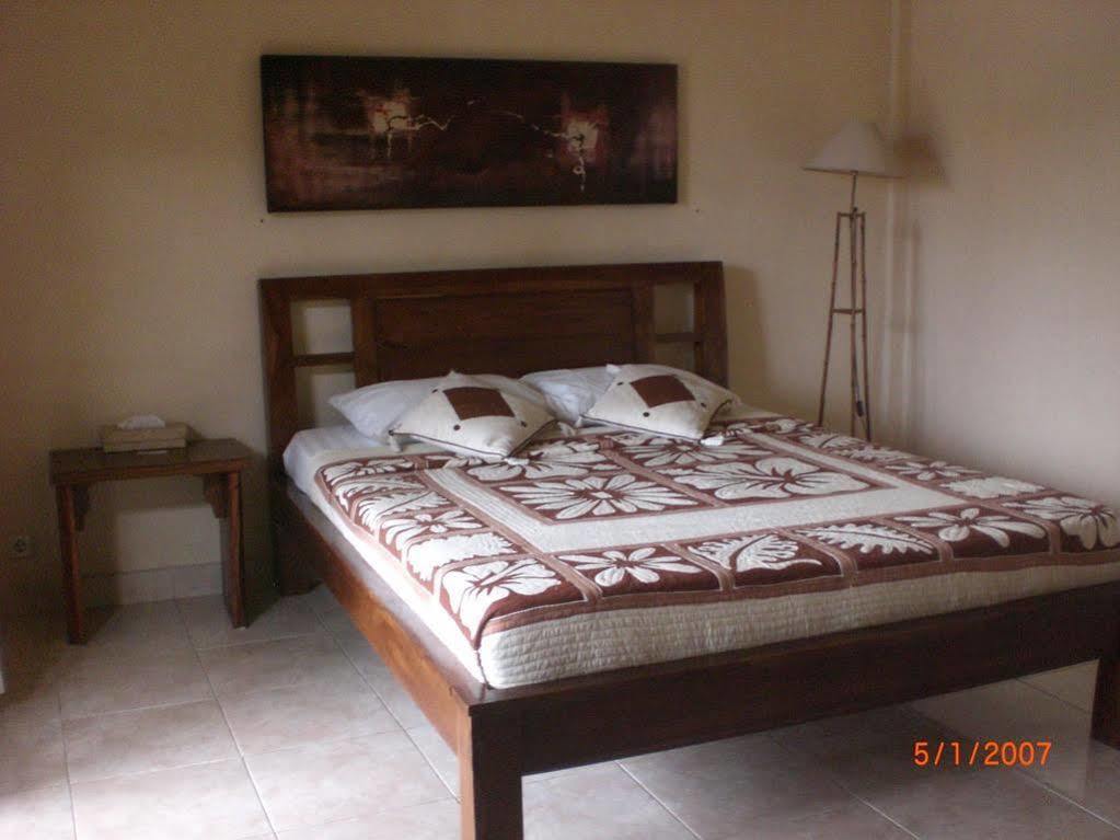 Adi House Homestay Ubud  Bagian luar foto