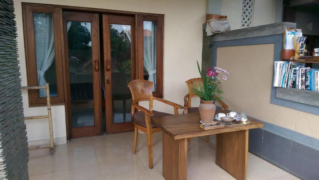 Adi House Homestay Ubud  Bagian luar foto