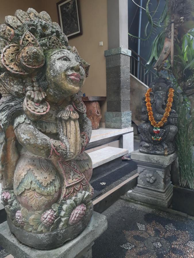 Adi House Homestay Ubud  Bagian luar foto